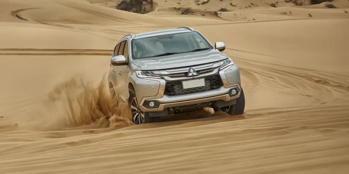 Jeep safari & aventure Mini Sahara – journée complète avec tajine